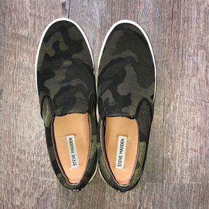 Steve Madden Ecentric Slide On Sneakers